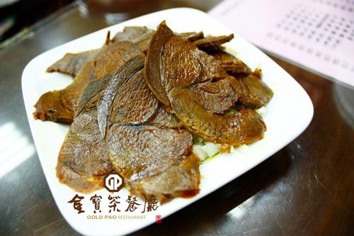 台中 金寶茶餐廳–金錢滷牛肉-