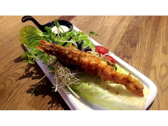 松山主題餐廳│大蝦沙拉-