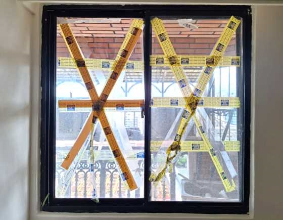 玻璃除膠服務案例-