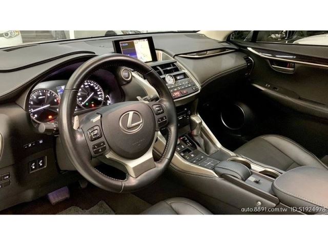 Lexus NX 2015款 手自排 2.0L-