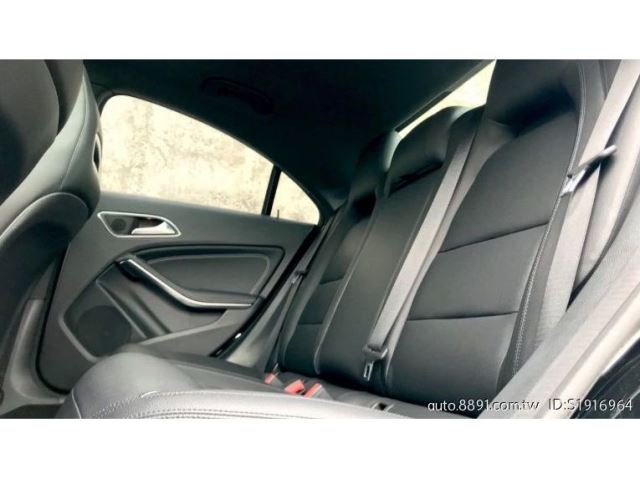 Mercedes-Benz S-Class Sedan S500 2010款 手自排 5.5LMercedes-Benz CLA CLA250 2014款 手自排 2.0L-