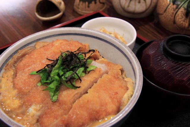 丼