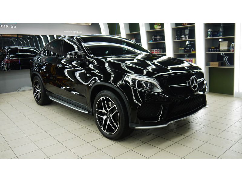Benz GLE (黑)-