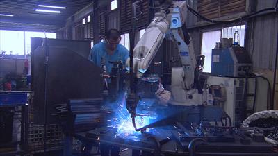 機械人手臂焊接工程