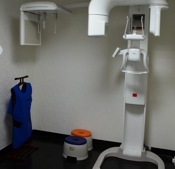人工植牙–3D電腦斷層掃描設備及側顱攝影-