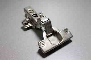 衣櫥及五金配件