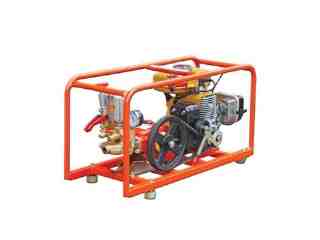 小牛噴霧送水機