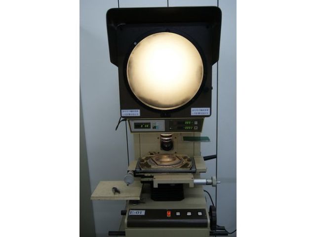 日本三豐光學投影機