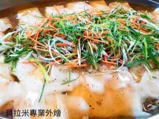 白酒蒜苗樹子蒸鮮魚