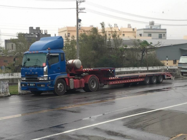 曳引車-大雅汽車貨運行