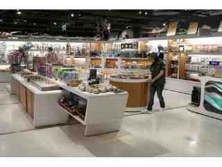 展場案例：台中誠品綠緣道店&ndash;石尚
