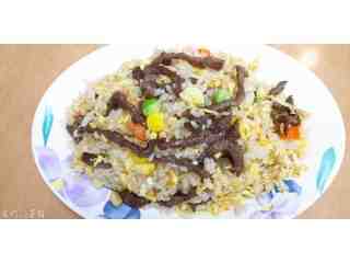 牛肉蛋炒飯