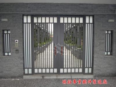 日式庭院門