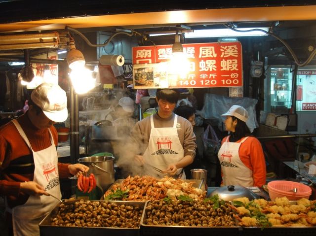 基隆廟口70號攤 – 蟹肉/蟹足/風螺-