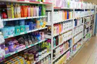 台中生活百貨(洗髮乳、護髮霜)