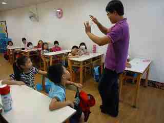 2011暑期EMBA正音班-變魔術了喔!