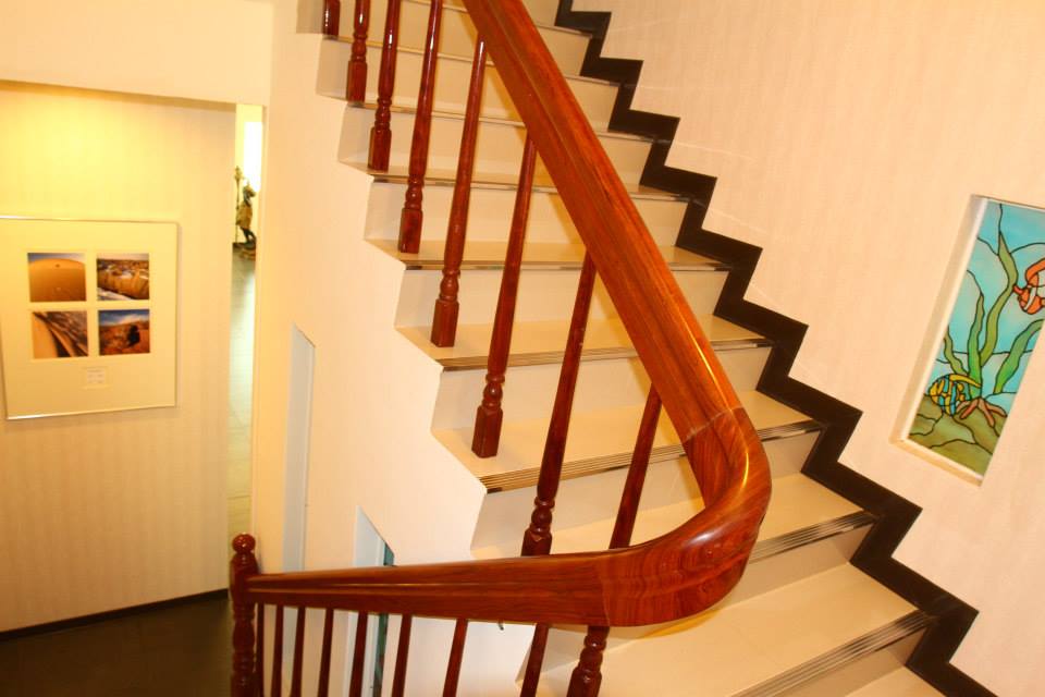 樓梯至大廳-