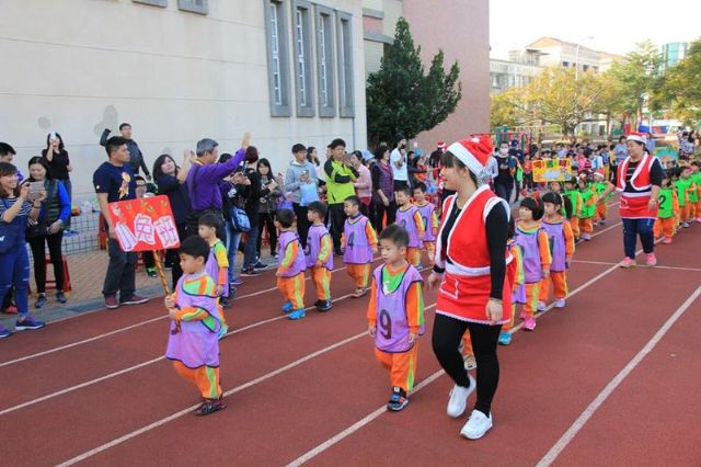 105.12.24聖誕親子運動會-愛笛兒幼兒園