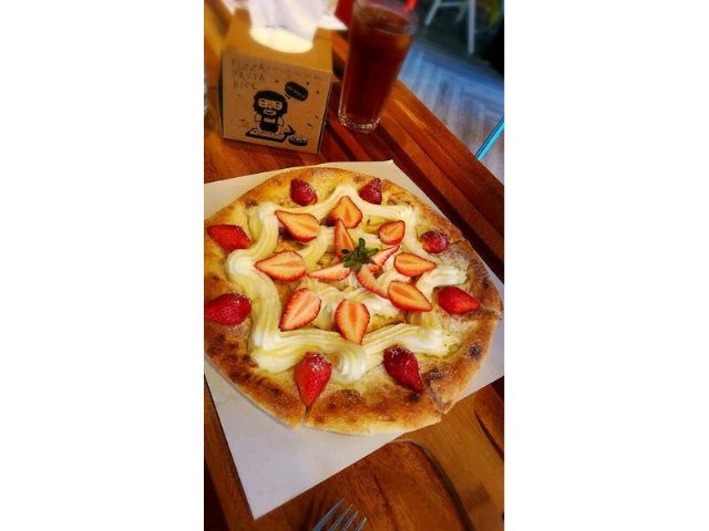 草莓甜心pizza