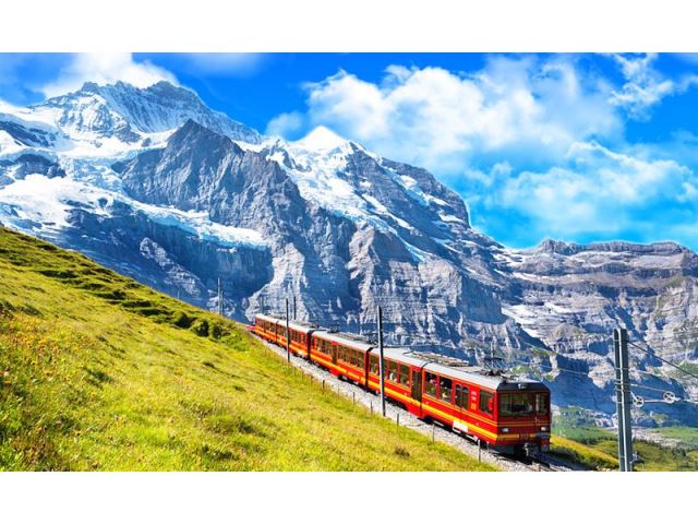 【新視界假期】【ITF驚爆價】瑞士遠眺三大名峰二大火車9天