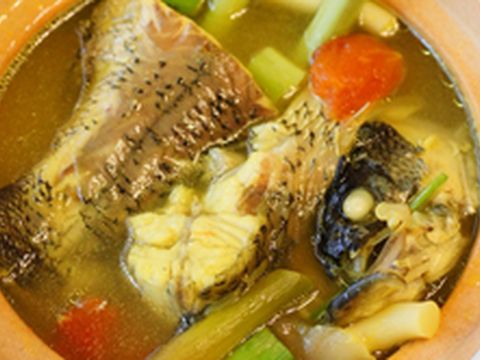 暹廚泰式料理–黃薑魚片湯