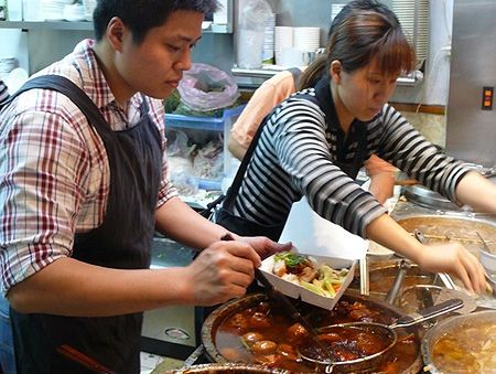 黃記魯肉飯