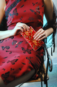 深紅色旗袍