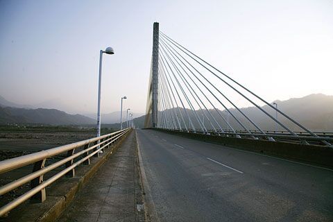 集鹿大橋-