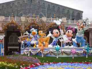 直航｜桃園來回｜國泰港龍｜暑假東京三大主題+箱根陸海空歡樂五日遊