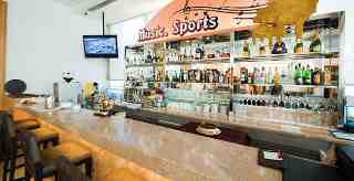 1F王子酒吧．咖啡