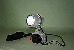 電池專家-汎球牌 3W反射鏡式遠照夾燈