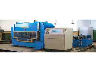 緩速彎軌試驗機