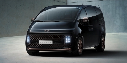 Hyundai Staria CEO 附駕包車專案-
