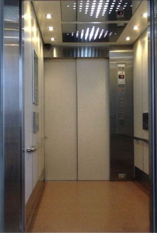 病床用電梯-
