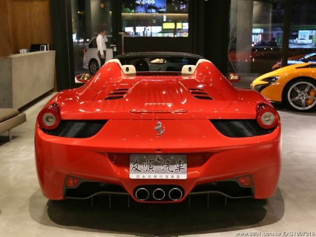 Ferrari 458 Spider 2012 蒙地拿代理-