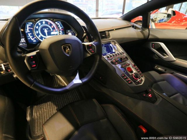 Lamborghini LP700–4 2012 嘉鎷代理-