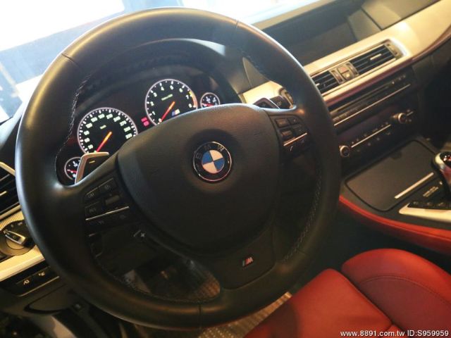 BMW M5 2012 汎德代理-