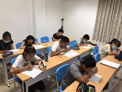 苗栗縣私立鍾碩數理文理短期補習班