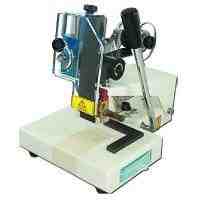 UV6132 桌上型手動印字機