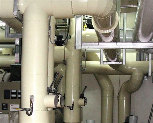 滷水管 PE保冷外覆烤漆板板金-保溫保冷工程 | 機械設備保溫板金 | 桶槽隔熱工程 | 管路消音工程 - 皇慶保溫