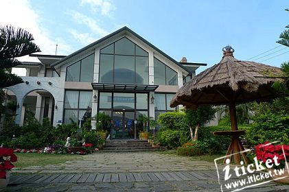 墾丁四重溪茴香戀戀溫泉會館 河畔木屋雙人一泊二食優惠住宿券-