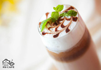 摩卡巧克力咖啡-R9 CAFE 蜜糖吐司專賣店(百花台小吃店)