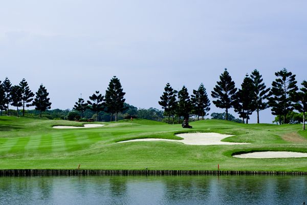 高爾夫球場-中部婚宴場地︱全國花園鄉村