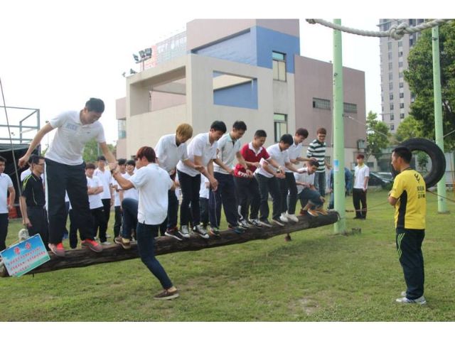 臺中教育大學體育系學生極限運動場參訪-