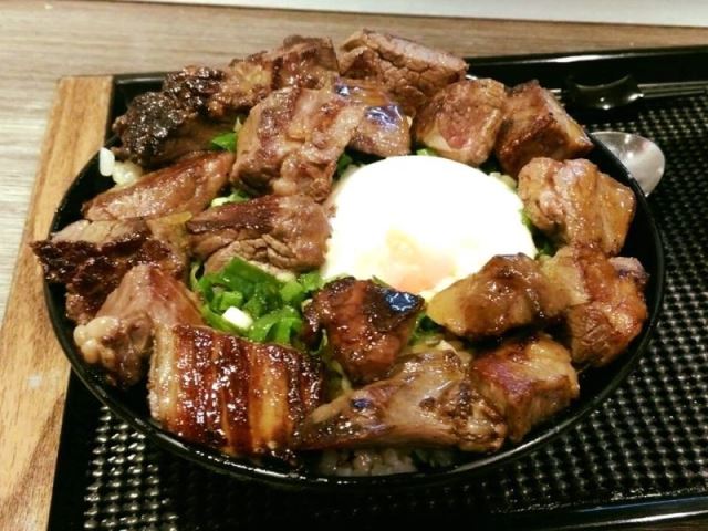 岩石牛排丼-