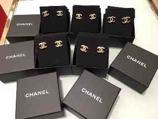 巴黎站商店(巴黎站名牌二手店)