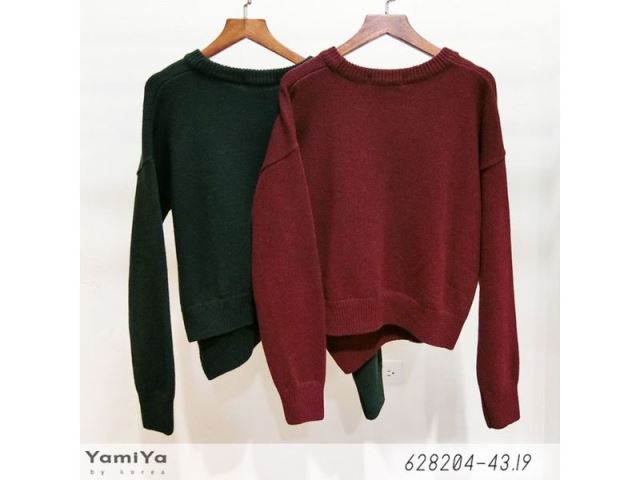 下斜角造型羊毛毛衣-網購韓服、日韓服飾、精品韓國衣服｜YamiYa
