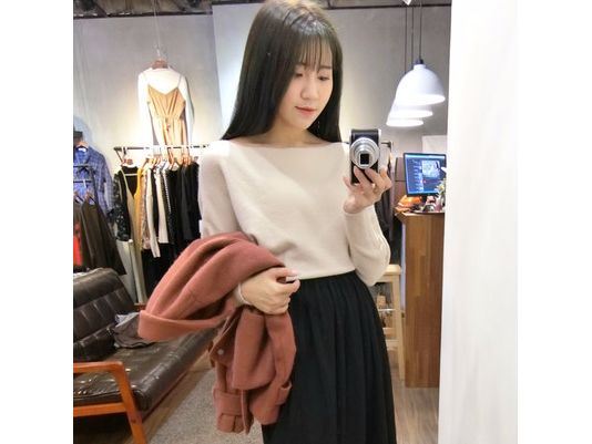 簡約船領素面毛衣-網購韓服、日韓服飾、精品韓國衣服｜YamiYa