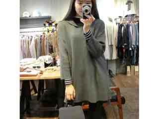 純色素面連帽長版上衣