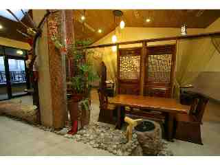 沙卡燒酒雞用餐環境